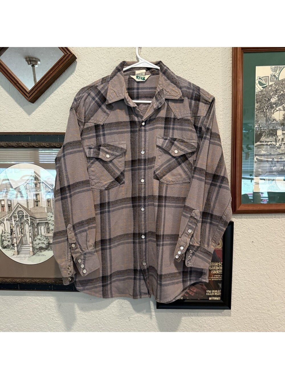 Vintage 60s/70s Key Heavy Flannel Long Sleeved Grey Plaid Shirt USA Size Large